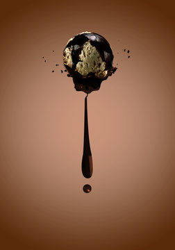 Gelato al cioccolato e vaniglia