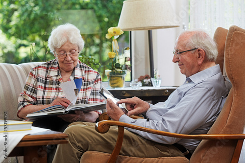 Senior couple, reading