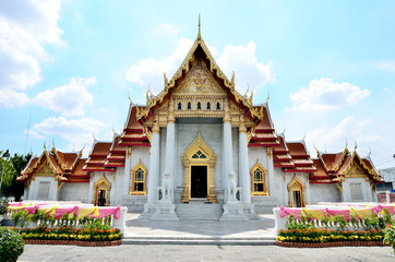 Obraz premium Wat Benchamabophit, The marble temple of Buddhism in Bangkok