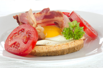 breakfast with toast and fried egg
