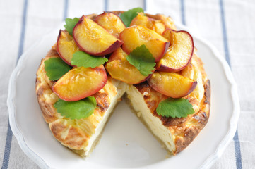 Käsekuchen mit Aprikosen
