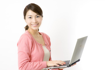 カジュアルな女性