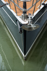 Fototapeta na wymiar Yacht and anchor