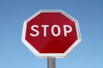 Injonction...d'arrêt !