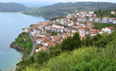 Fototapeta na wymiar Zobacz stateczniki na wybrzeżu Asturii