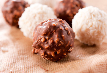 Sweet balls