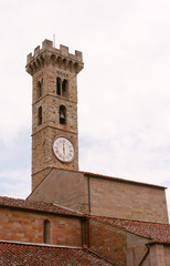 Fototapeta na wymiar Wieża katedry w Fiesole miasta, Toskania, Włochy
