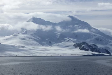 Zelfklevend Fotobehang Antarctica landscape © Henryk Sadura
