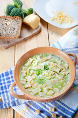 Healthy spring broccoli soup