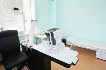 doctor's consulting room