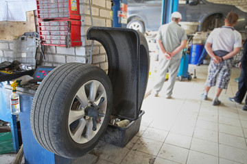 Fototapeta premium The image of tyre fitting machine