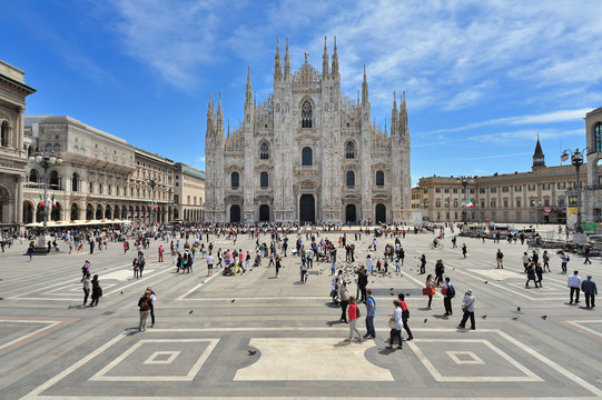 Fototapeta Milano Piazza del Duomo