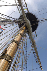 Obraz premium Rigging of sailing ship (tall ship)
