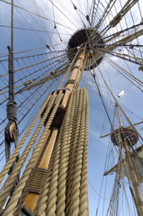 Obraz premium Rigging of sailing ship (tall ship)