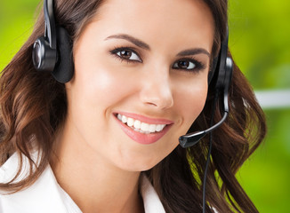 Support phone operator in headset