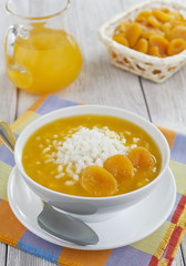 Rice soup with dried apricots