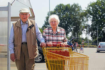 Senior couple goes shopping