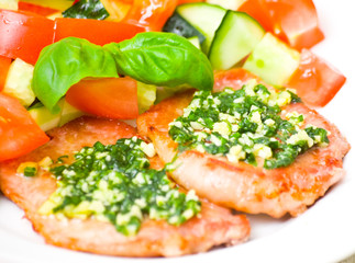 meat with vegetable salad