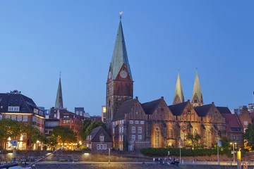 Bremen - Schlachte mit Martinikirche am Abend © Olaf Schulz