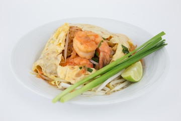 stir-fired rice noodle with prawns wrapped eggs