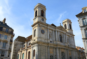 Fototapeta na wymiar Kościół Sainte-Madeleine / Besançon, Francja