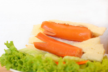Sandwich with sausage