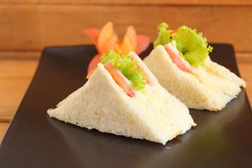 Sandwich with sausage