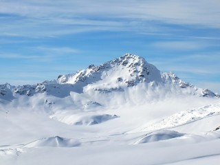 Fototapeta na wymiar Szczyt górski na Kaukazie