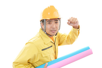 ガッツポーズの作業員