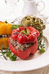 Parika gefüllt mit Hackleisch