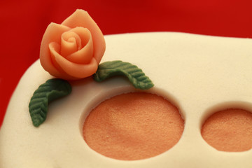 Cake with marzipan roses