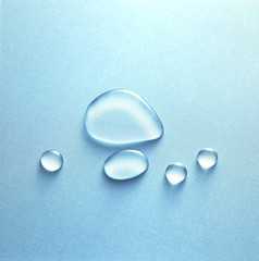 水