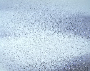 水