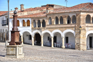 Garrovillas de Alconétar, Cáceres, fuente de la plaza mayor