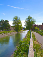 Canale Villoresi in estate