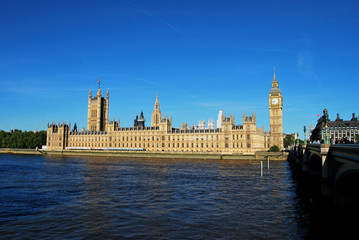 Fototapeta na wymiar English Parliament from across the River Thames