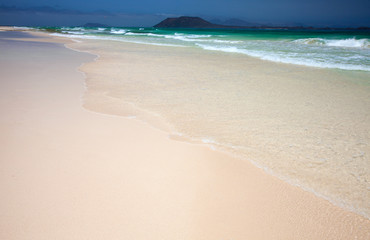 Northern Fuerteventura, Corralejo Flag beach, low tide