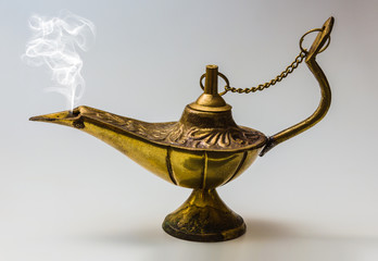 Fototapeta na wymiar Aladdin Magic Lamp wschód projekt