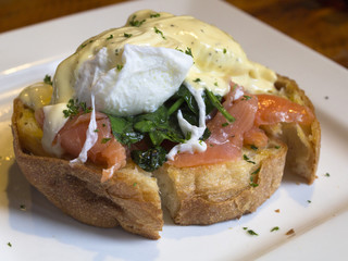 Egg benedict with salmon