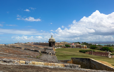 Fototapeta na wymiar Old San Juan viewed from El Morrow high walls