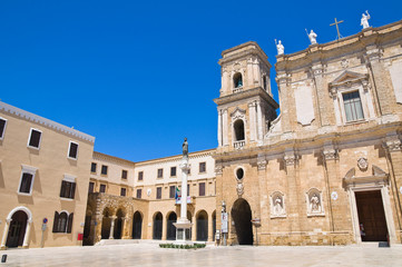 Fototapeta na wymiar Cathedral Basilica of Brindisi. Puglia. Włochy.