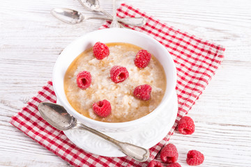 Oatmeal with fresh raspberry