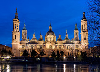 Fototapeta na wymiar Katedra w Hiszpanii