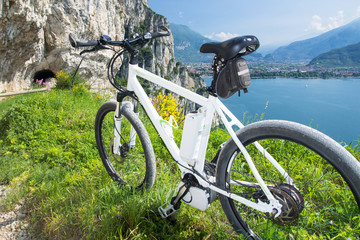 e-bike, pedelec, gardasee, fahrrad, mountainbike