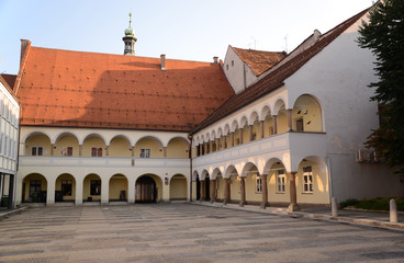 Fototapeta premium Rathaus (Innenhof) von Maribor