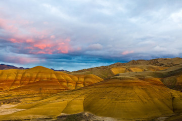 Painted Hills Unit.  John Day Fossil Beds National Monument, Northeastern Oregon, U.S.A.