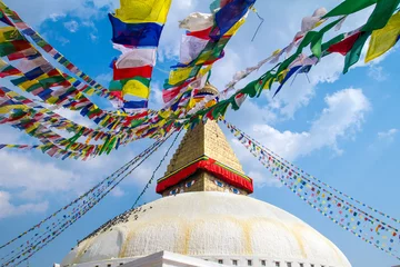 Foto op Plexiglas Nepal Boeddhistisch heiligdom Boudhanath Stupa met Boeddha-wijsheidsogen en pra