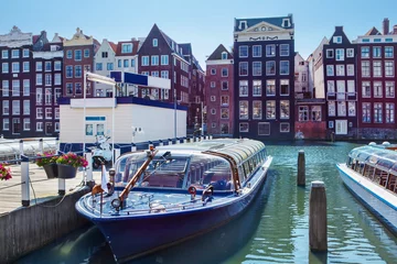 Foto op Aluminium Amsterdamse huizen en boten © 2xSamara.com