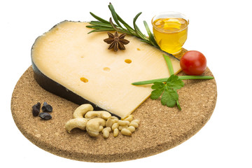 Cheese witn honey and nuts