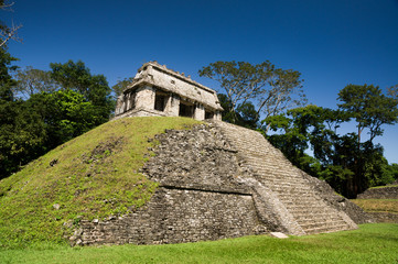 Palenque : Temple du comte ciel bleu 3